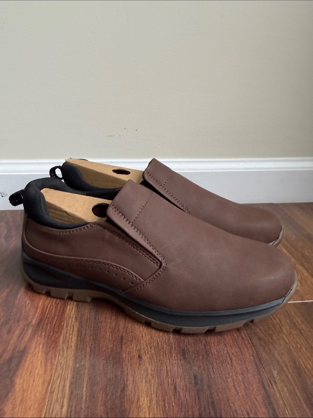 Lands End Women's Any Weather Slip On Shoes Mahogany 8.5 Wide NWOT